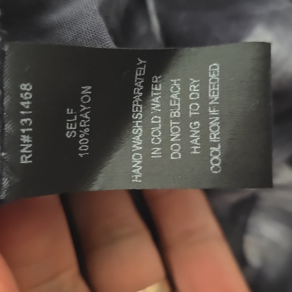 Fate Women’s Marble Tie Dye Boxy Long Sleeve Top Blue White Size Small - Picture 7 of 8